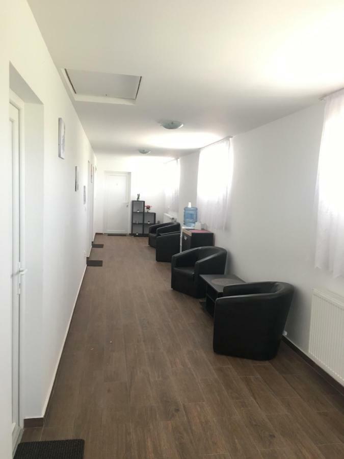 Casa Alba Hotel Sandulesti Buitenkant foto